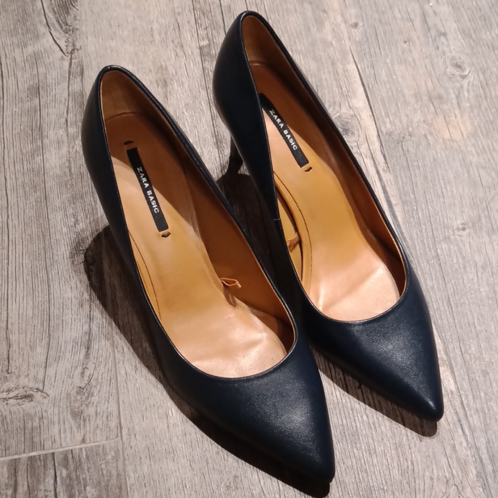 Zara Basic Heels - image 7